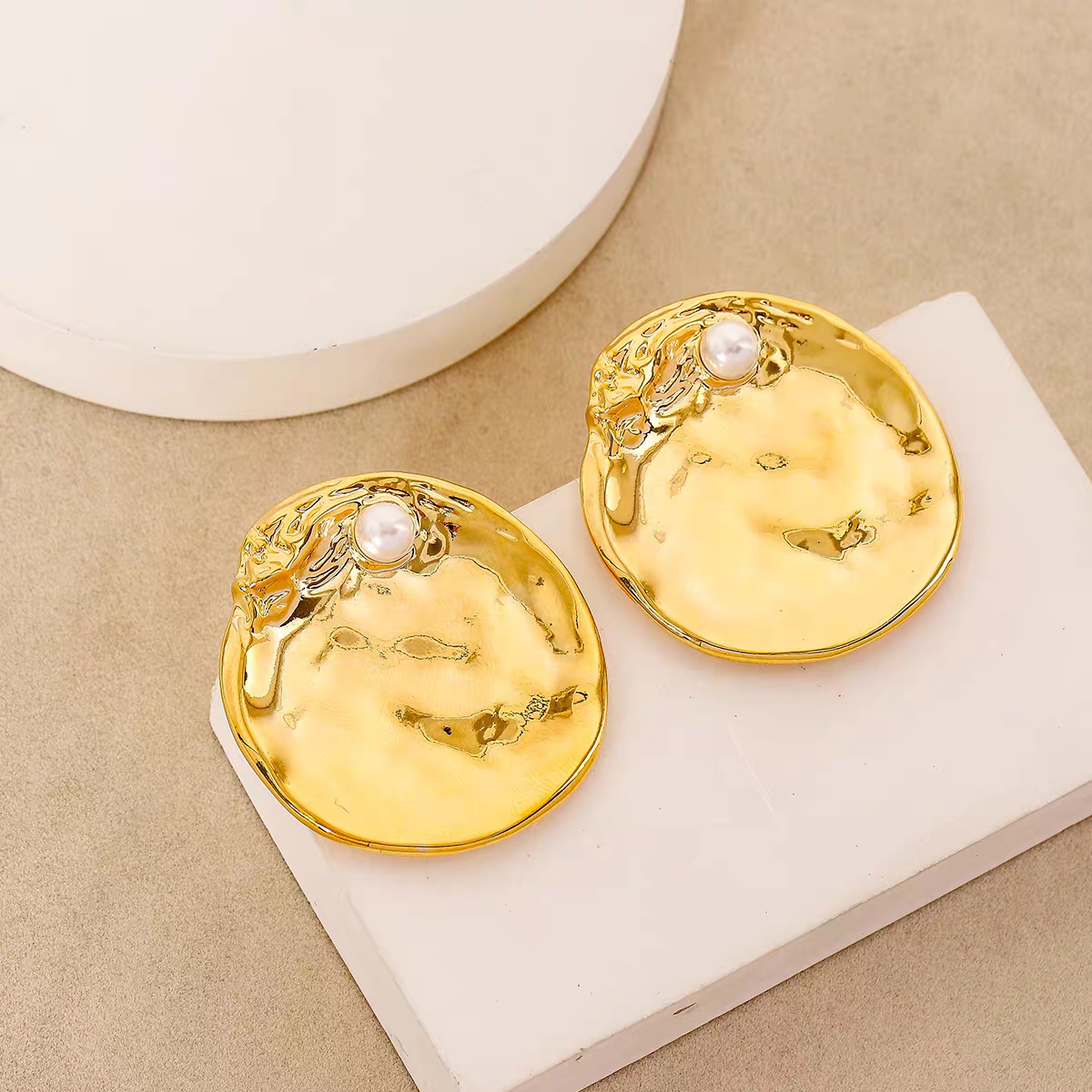 Disc-Shaped Stud Earrings